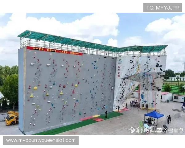青少年攀岩培训体系完善推动年龄分组竞赛制度建设与竞技水平提升 青少年攀岩培训体系完善推动年龄分组竞赛制度建设与竞技水平提升